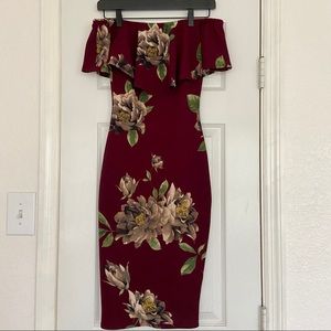 Off shoulder burgundy bodycon dress